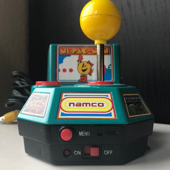 Ms. Pac-Man Game 🎮 - Picture 2 of 5